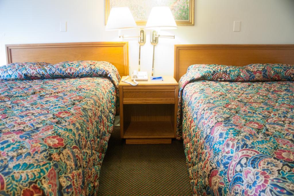 Executive Inn Jacksonville Room photo